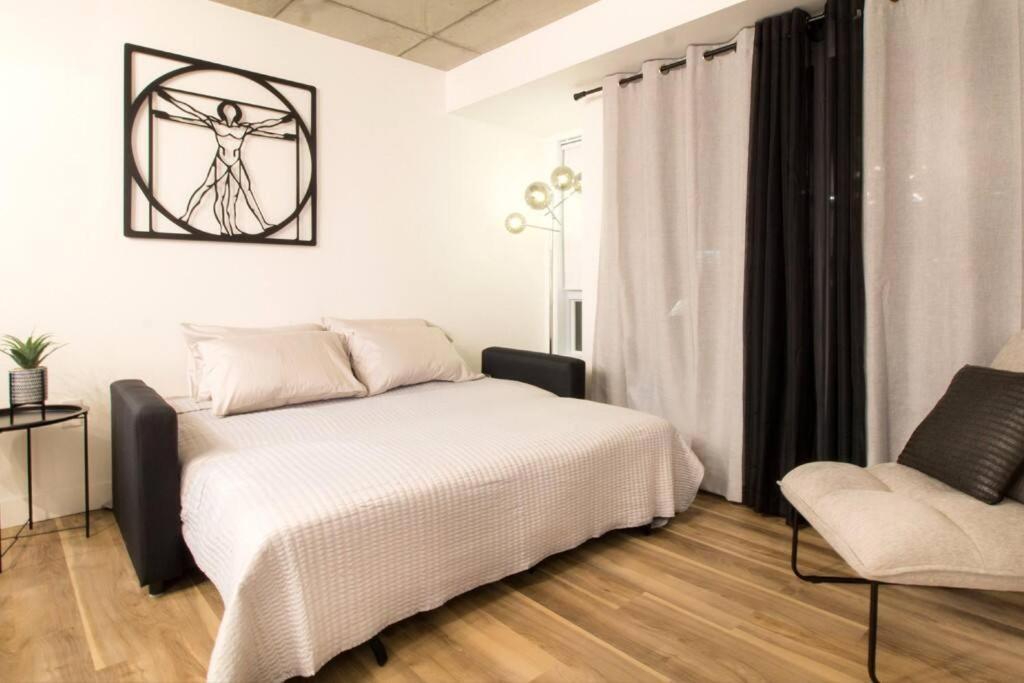 Condo Chic, Centre-Ville Piscine, Terrasse, Gym Квебек Екстериор снимка