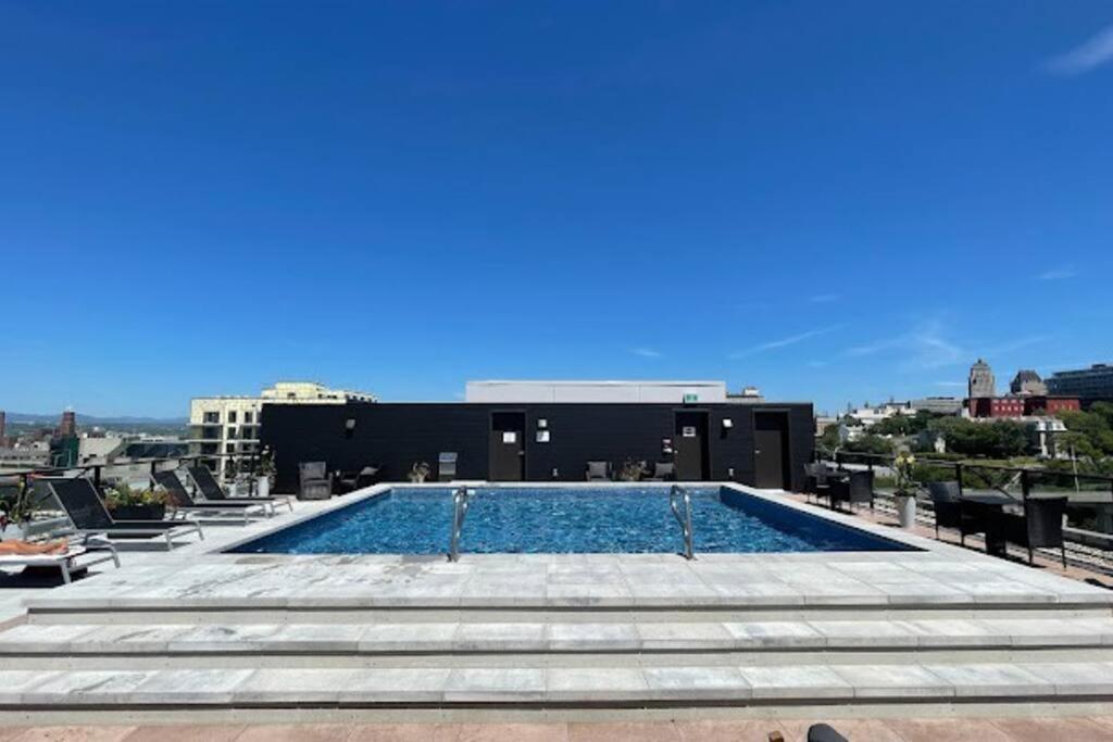 Condo Chic, Centre-Ville Piscine, Terrasse, Gym Квебек Екстериор снимка